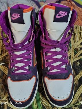 Nike Women’s High-Top Sneakers — Purple/White with Pink Accents- Size 11,Men 9.5